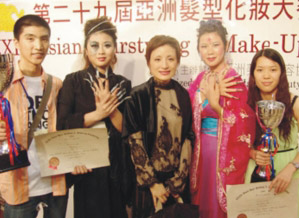 潘旭女士受邀参加亚洲发型化妆大赛
